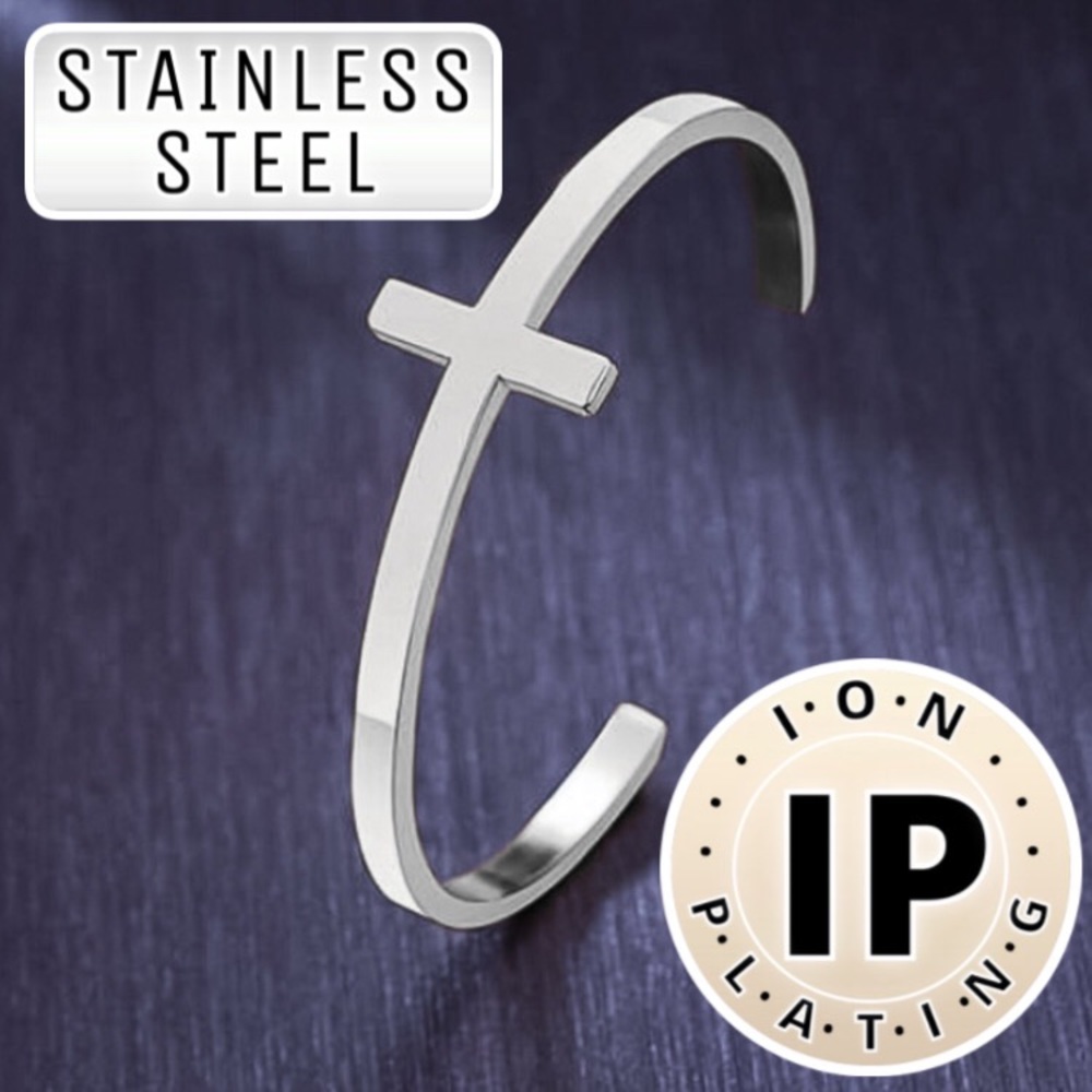 ⚜️[𝟯𝟬%𝗢𝗙𝗙|𝗯𝘂𝗻𝗱𝗹𝗲𝘀 𝟯+]⚜️Silver Cross Stainless Steel Cuff NEW